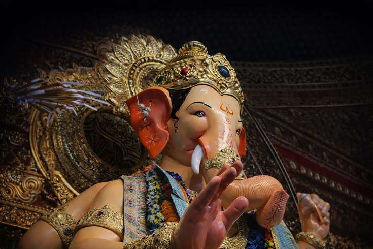 Ganesh Chalisa Lyrics in Hindi - 40 Verses of Lord Ganesha